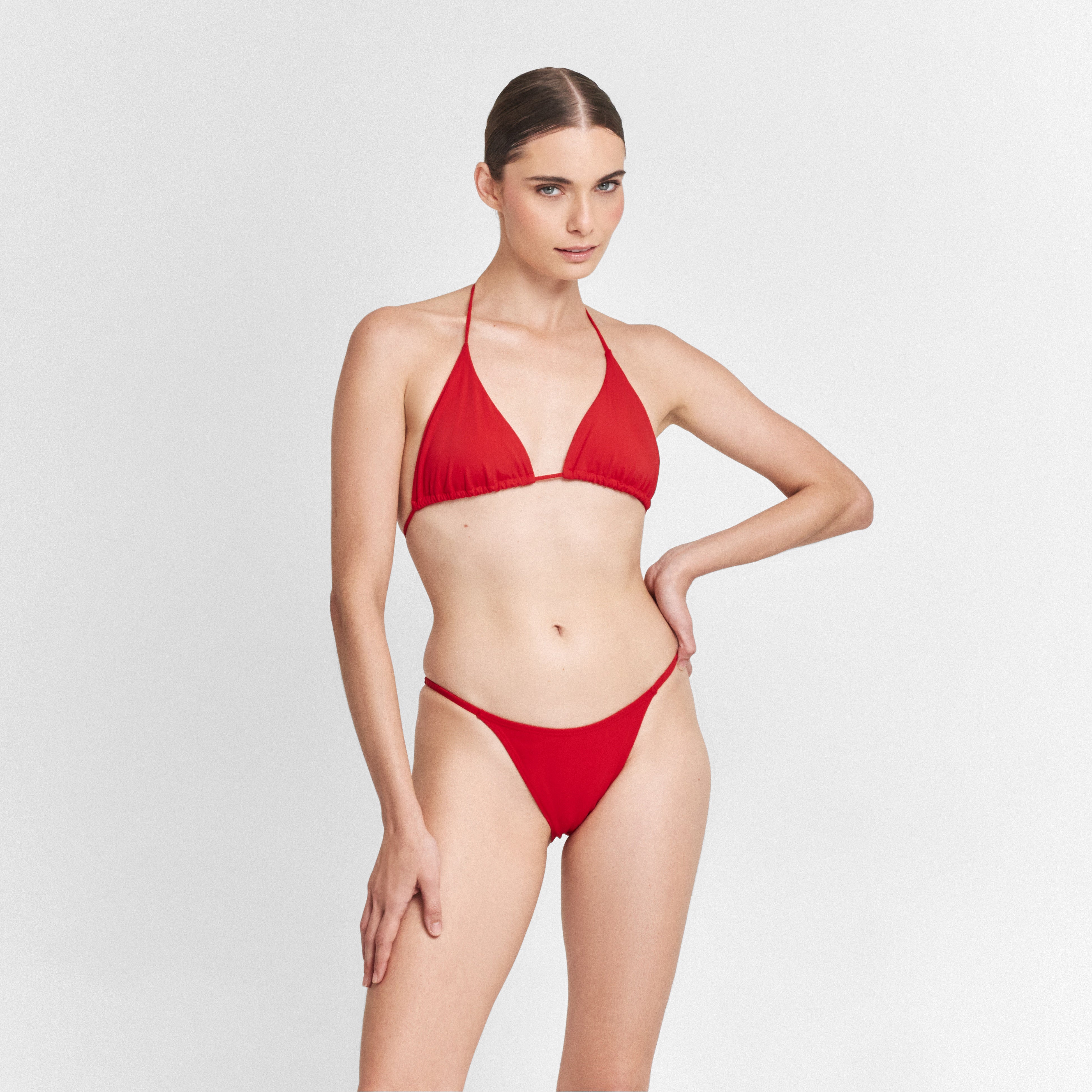 String Bottom Classic Red