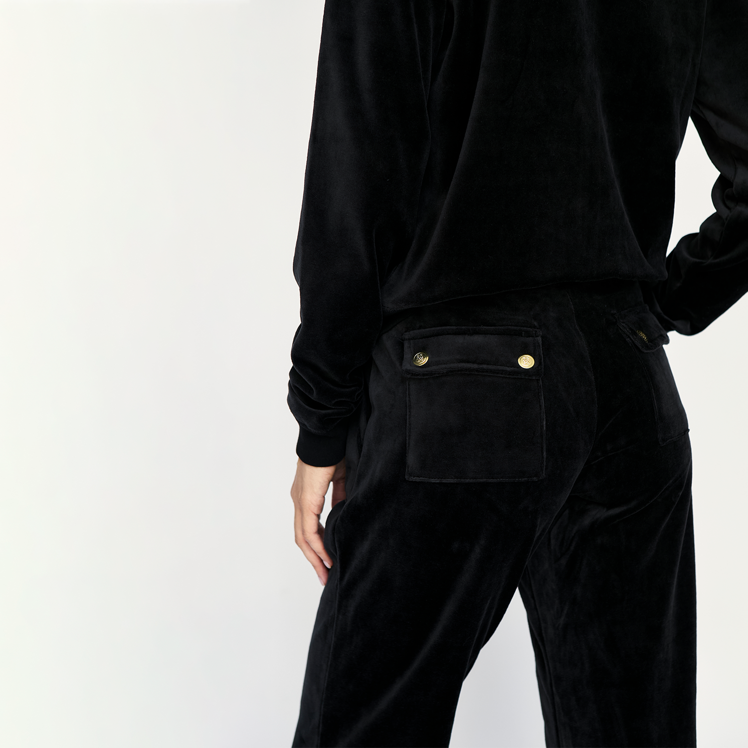 Buzo Velour Jet Black