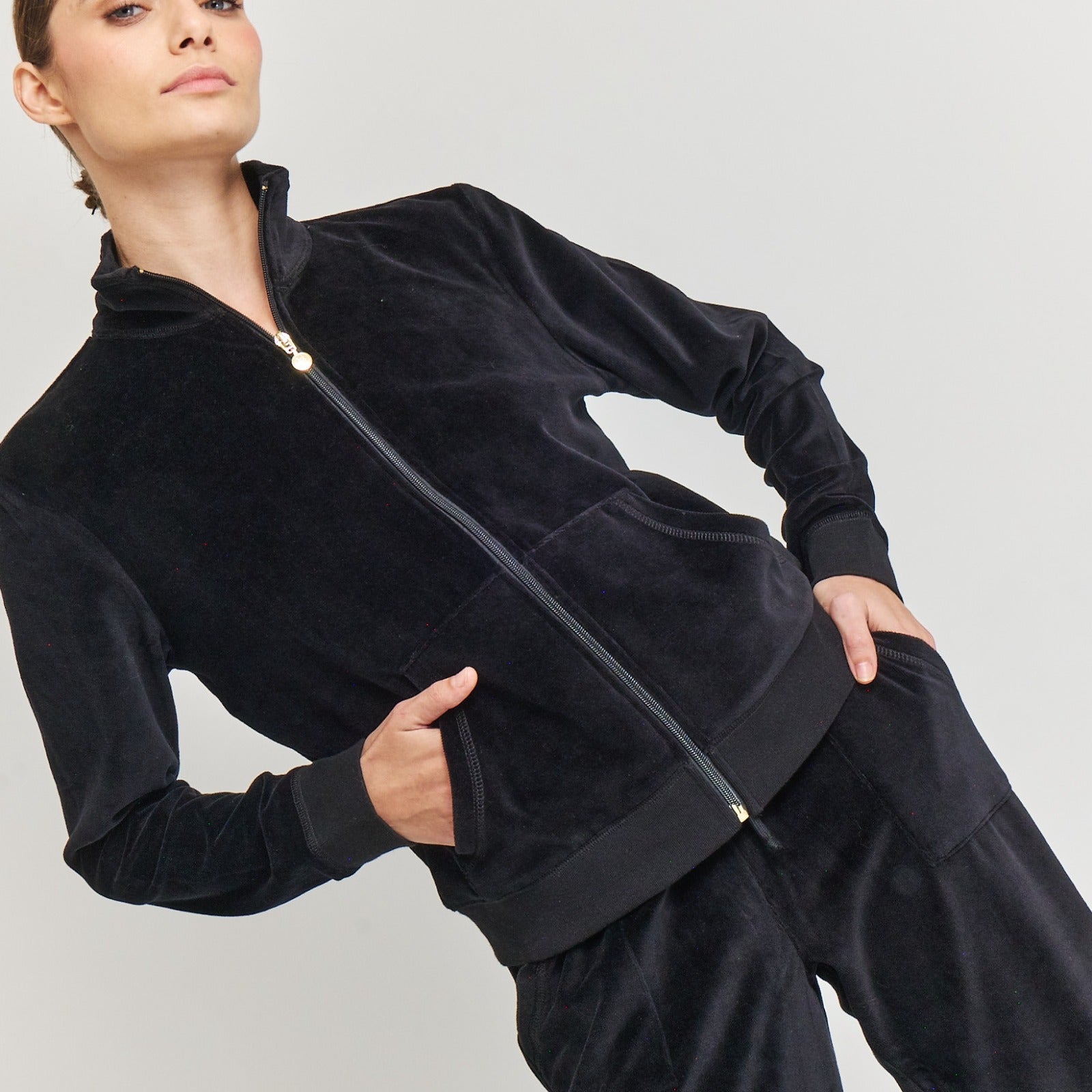 Buzo Black AC02