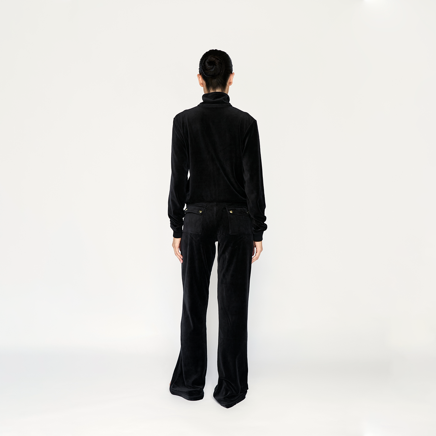 Buzo Velour Jet Black